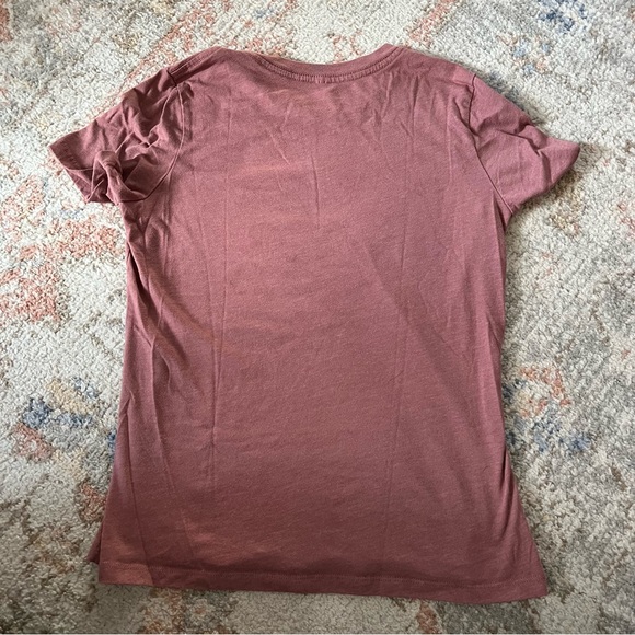 EUC Ground & Hounds dog t-shirt - Picture 2 of 5